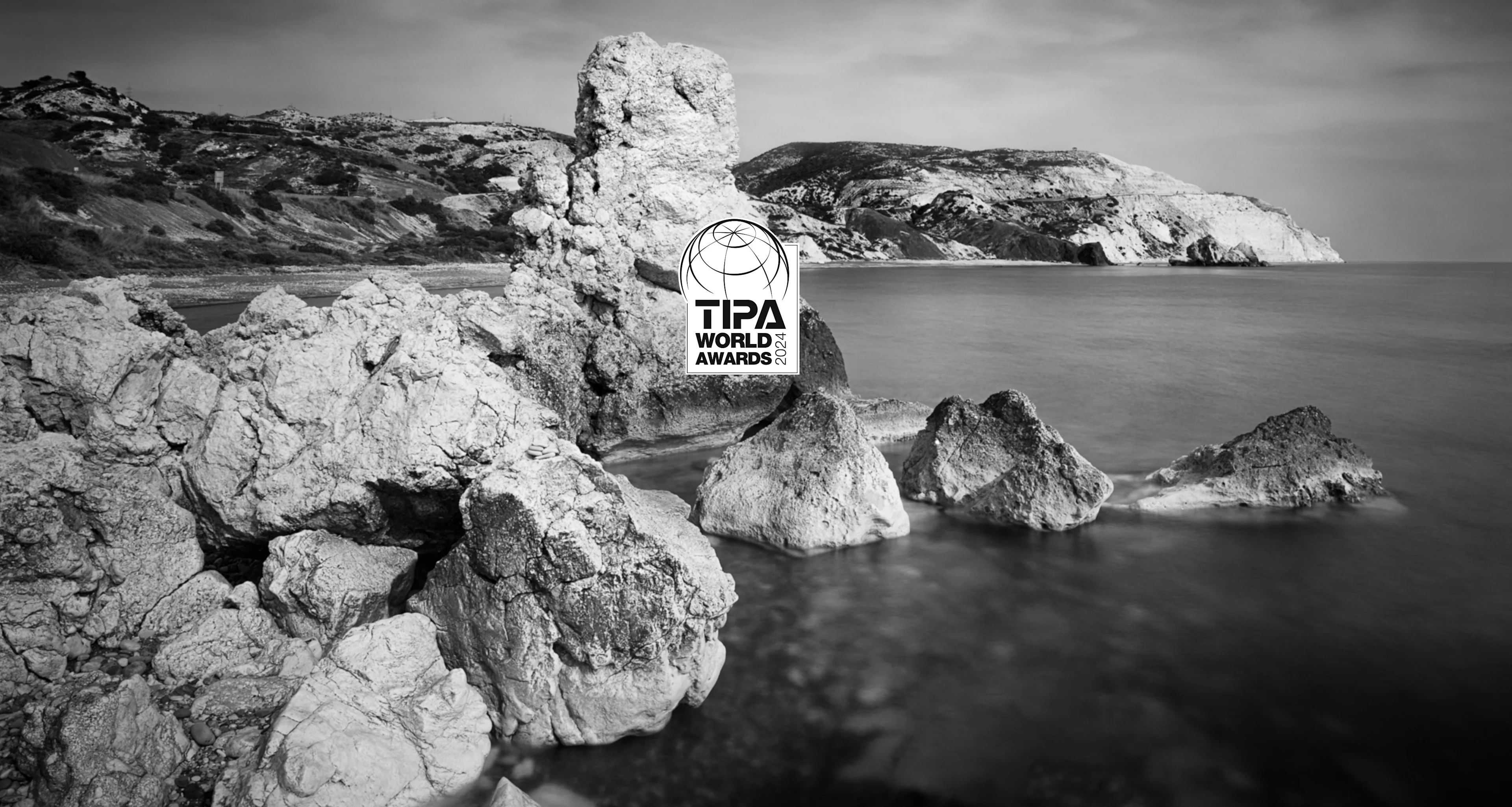 LP | BW | Image Comparison Slider Section | ultraHD | Asset