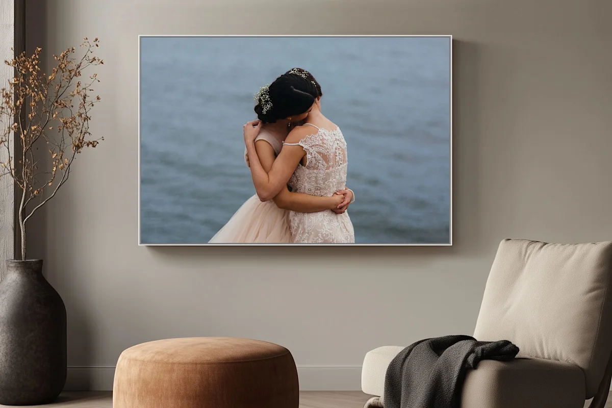 SEA | CDP | Wedding | Big Picture Slider | Product Selection ArtBox Alu + Dibond Image artbox aluminum hanging on a wall with a wedding motif.